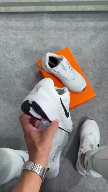 Video de Nike Pegasus 42 Unissex