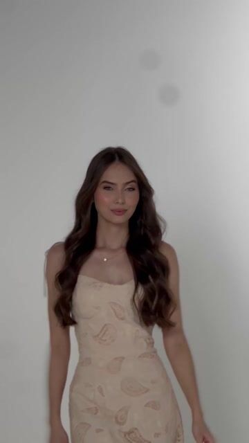 Vídeo de VESTIDO MIDI MAELLE