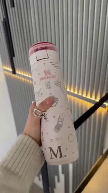 Video de BOTELLA TÉRMICA STANLEY The Flowstate Spring Bottle 591 ml - FULL GRABADO PERSONALIZADO