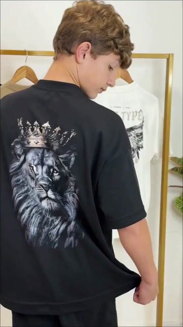 Vídeo de Camiseta Oversized Infantil Streetwear Leão da Tribo Crowned Cristã