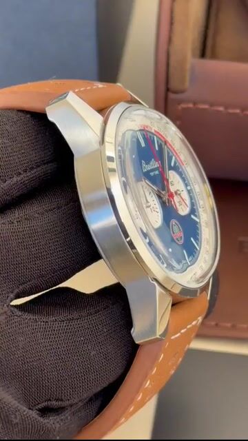 Video de Breitling Top Time Shelby Cobra 41mm - AÇO/MOSTRADOR AZUL - COURO