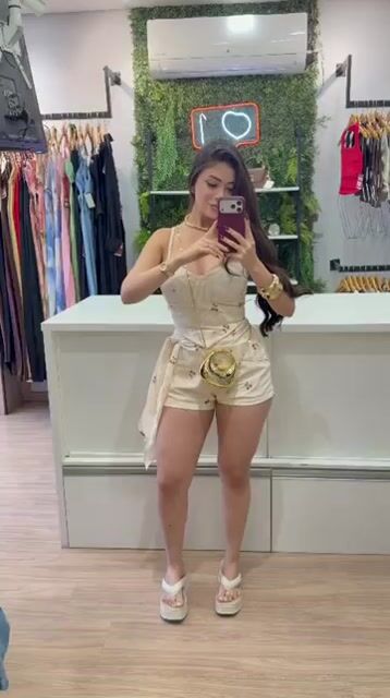 Vídeo de CONJUNTO CHLOE CEREJA