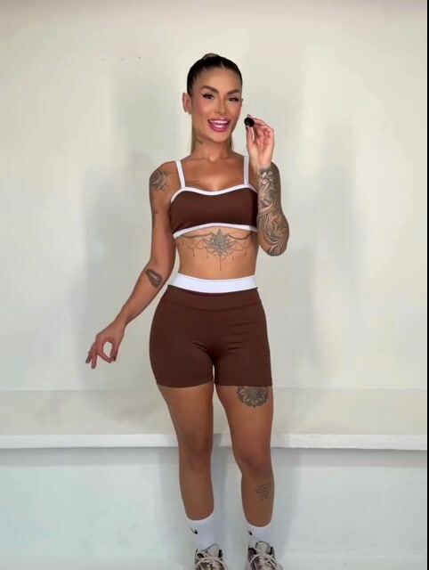 Vídeo de Conjunto Fitness Alcinha Bicolor Eduarda