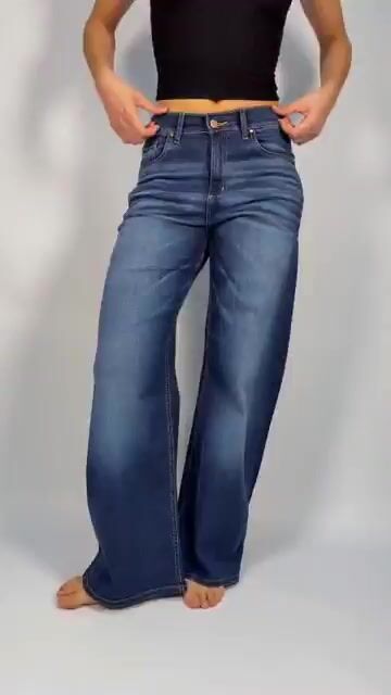 Video de Wide Leg Lola by EccomiCua