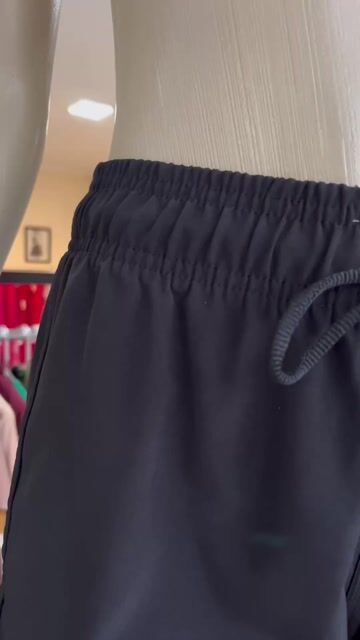 Vídeo de Short Feminino Tactel com cordão esportivo piscina praia Preto