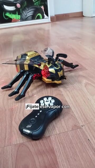 Video de Abeja Control Remoto USB Lanza Vapor Con Luces Y Música