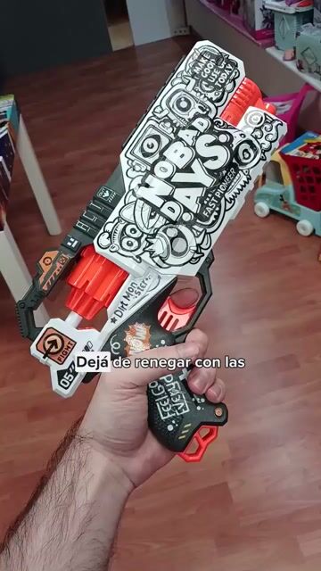 Video de Pistola Electronica Con Barril Lanza Dardos X24 Graffiti