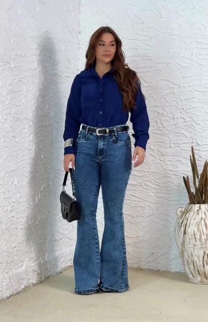 Vídeo de Camisa Kiara Veludo Cotelê