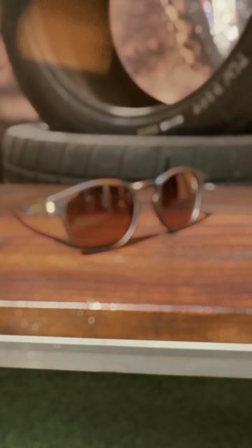 Video de Lentes Oakley Latch Mtt Brn Tort W/prizm Brown Grdnt
