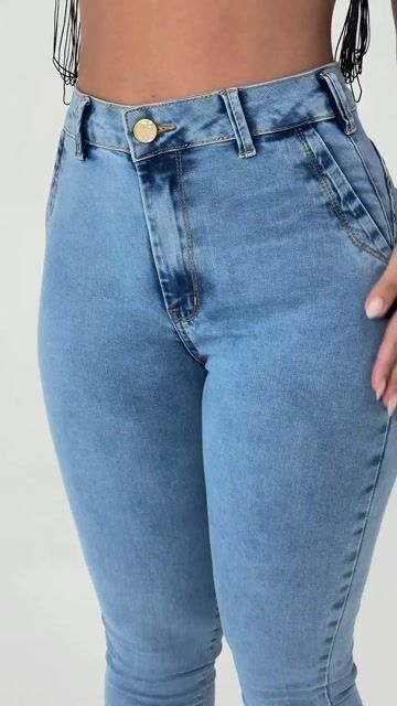 Vídeo de LUNAY'S JEANS