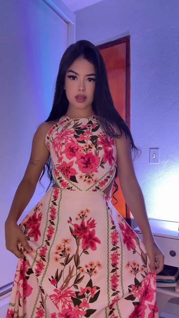 Vídeo de Adora Store