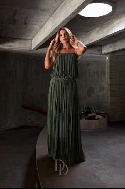 Vídeo de Doll Dress - Vestidos de Festa 