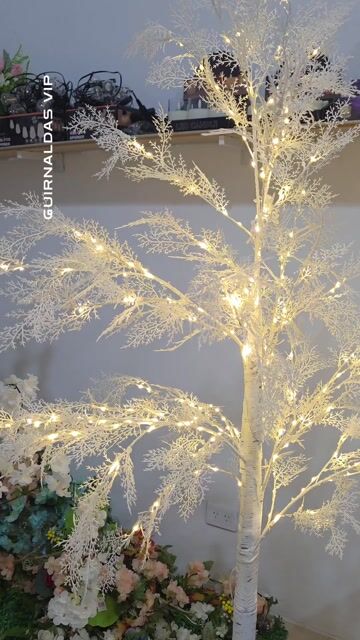 Video de Árbol Pino Blanco luces led usb 1.8 mts
