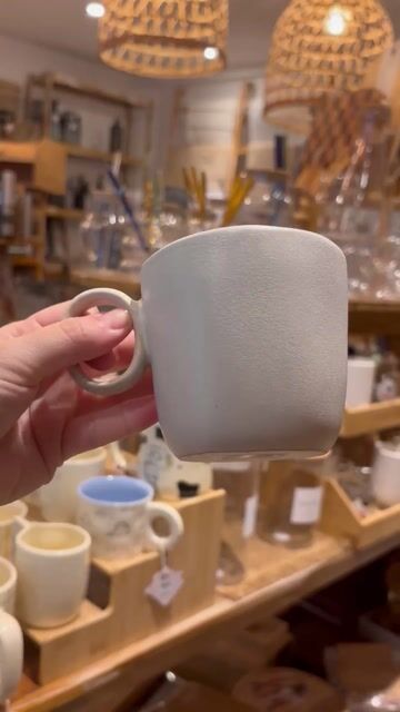 Video de MUG SORRENTO SATINADO