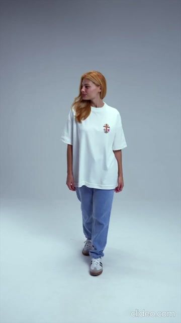 Vídeo de Camiseta Oversized Cristã "Confie no Senhor" Provérbios 3:5 Streetwear Floral Exclusiva