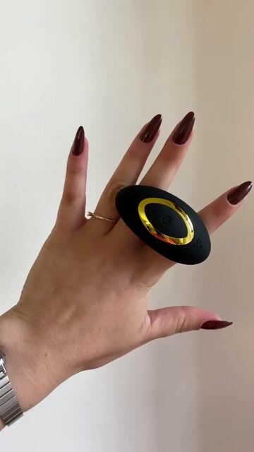 Vídeo de Plug Anal com Vibro e Rotação - Via APP À Longa Distância