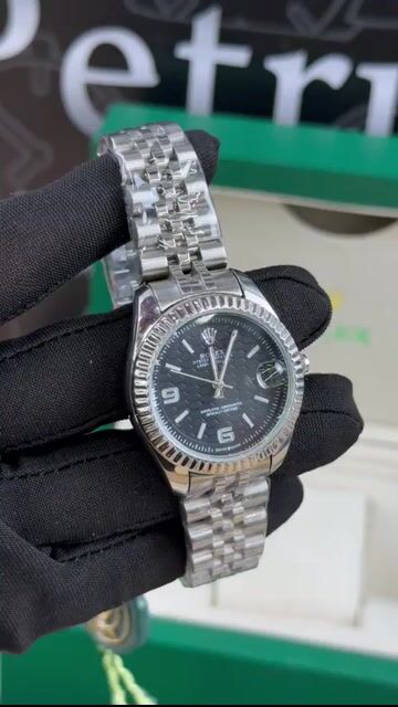 Video de Land Dweller 33mm - AÇO/MOSTRADOR PRETO