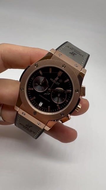 Video de Hublot Classic Fusion 45mm - AÇO ROSE/MOSTRADOR PRETO - SILICONE E COURO