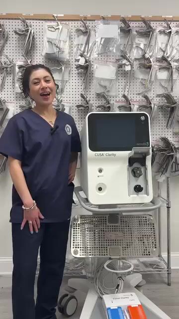 Video de Sistema de Aspiración Quirúrgica Ultrasónica de Última Generación Integra CUSA Clarity - Inicial $22,000 USD