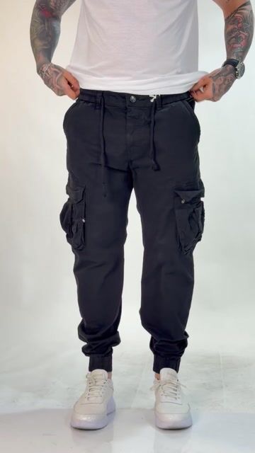 Video de Pantalon Cargo Ítalo (ART8110NE)