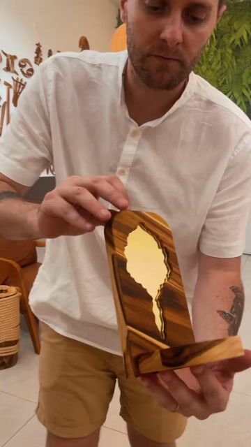 Vídeo de Porta Vela e Incenso Oxum - 20cm Alt