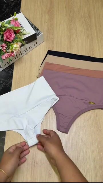 Vídeo de Brilhante Moda Intima