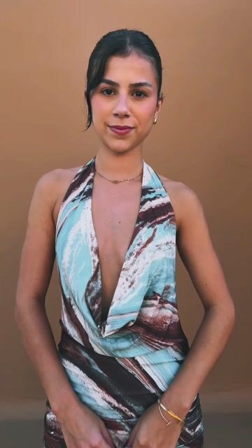Video de VESTIDO CAPRI