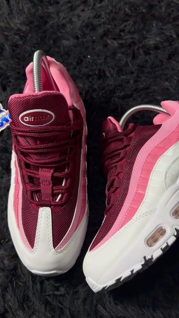 Video de Air Max 95 Big Bubble Valentine's Day Team Red Peony Pearl Pink