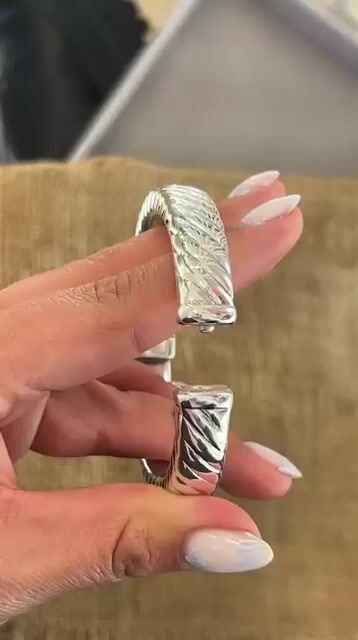 Video de Mia Risueña*