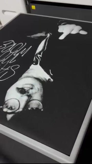 Video de Remera Charly Garcia Joven
