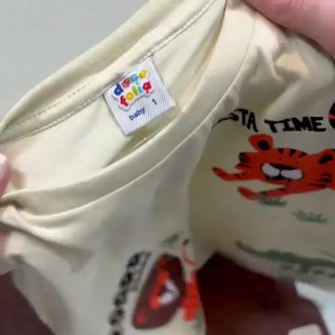 Video de Conjunto Infantil Menino Safari Camiseta e Bermuda Marrom