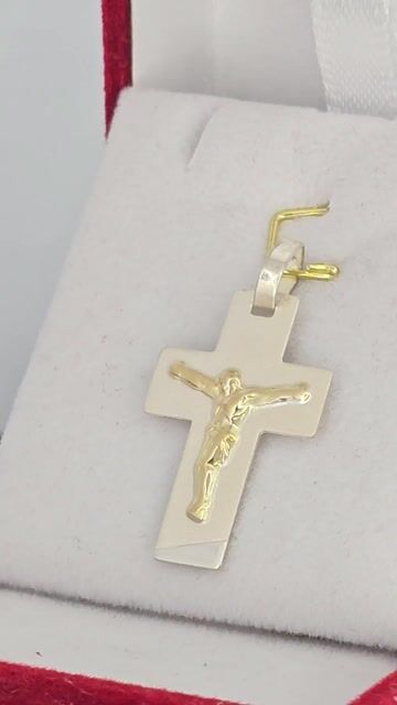 Video de Dije Cruz Plata Oro Con Cristo Relieve 16x25 Mm Mrt - C2406