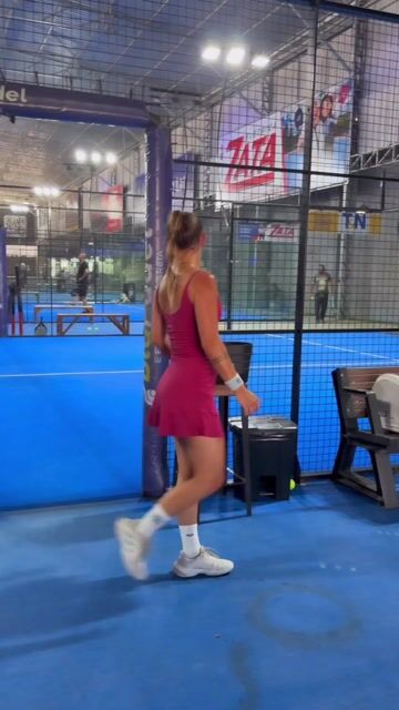 Vídeo de Vestido Paula Cereja