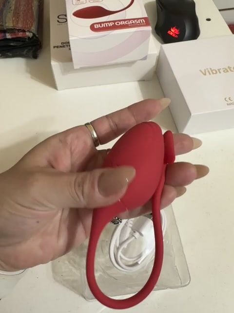 Video de VIBRADOR EGG APP SUCCUBUS USB