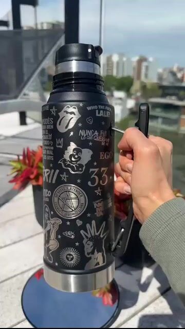 Video de Termo Simil STANLEY (no original) mate System 1 L - FULL GRABADO (NO ORIGINAL) - TEMÁTICA: LALI