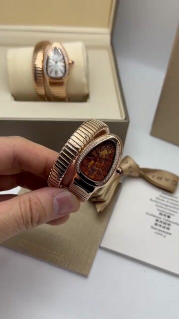 Video de Bvlgari Serpenti Tubogas 33mm - AÇO ROSE/MOSTRADOR MARROM