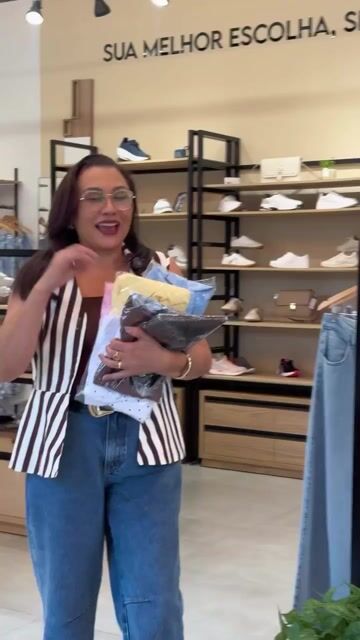 Video de Blusa Feminina Peplum Tomara Que Caia Com Bojo