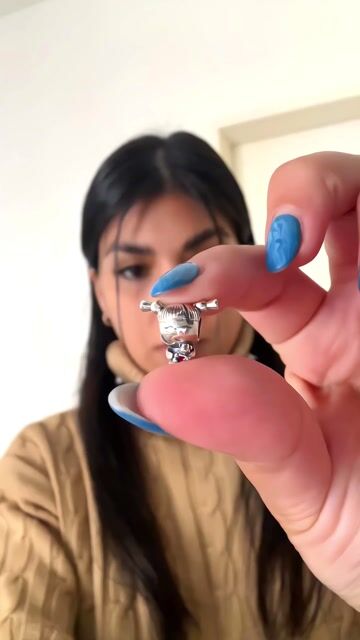 Video de charm niña con osito