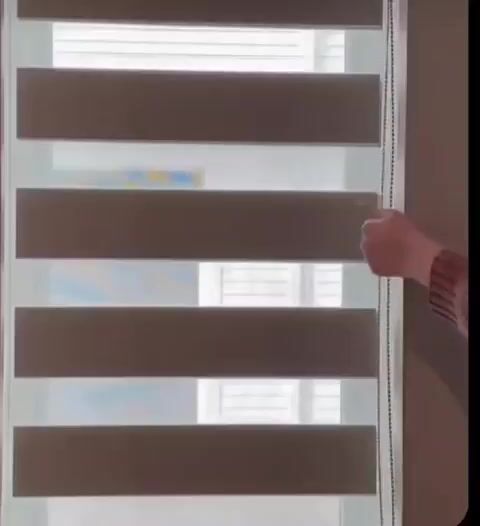 Video de Cortina Zebra 1,10x1,20 de Alto Sun Screen