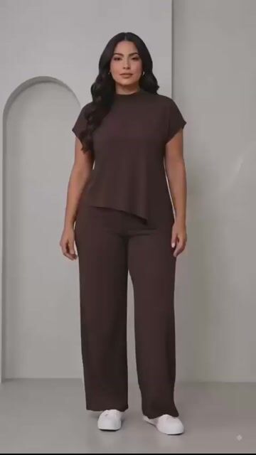 Vídeo de Conjunto Merlly Anarruga Plus Size