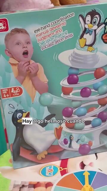 Video de Juego De Mesa Pingüino Torre De Equilibrio
