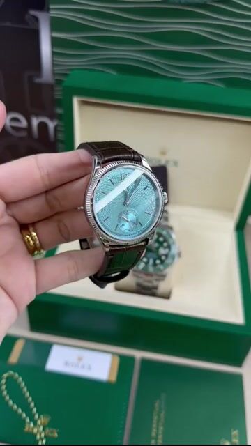 Video de Perpetual 1908 - 40mm - AÇO/MOSTRADOR TIFFANY - FUNDO DE VIDRO - COURO