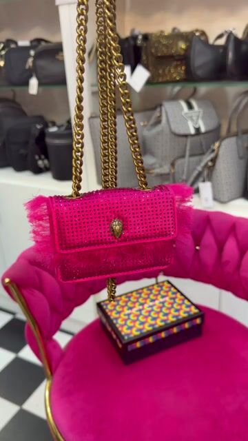 Video de Micro Kurt Geiger Brillitos y Barbitas