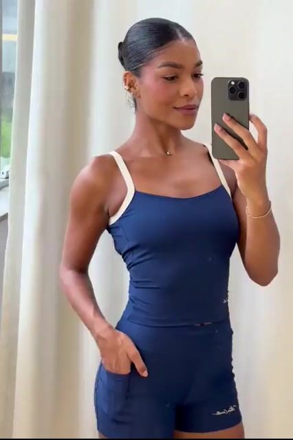 Vídeo de VITORIA CARVALHO MODA FITNESS