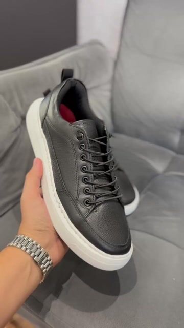 Video de Sneaker Couro Legitimo Casual Preto
