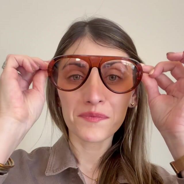 Video de Pear Brown Lente Marrón