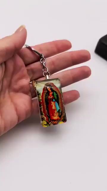 Video de Chaveiro Cristal Nossa Senhora de Guadalupe- 12cm