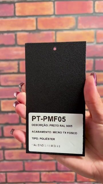 Vídeo de TINTA PÓ PARA PINTURA ELETROSTÁTICA - PRETO RAL 9005 MICRO TEXTURA FOSCO CAIXA 25KG