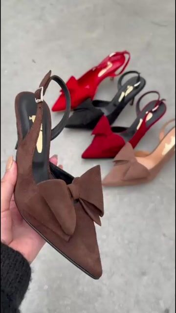 Video de MEET ME SHOES