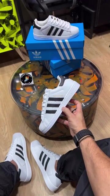 Vídeo de Adidas Superstar Branco